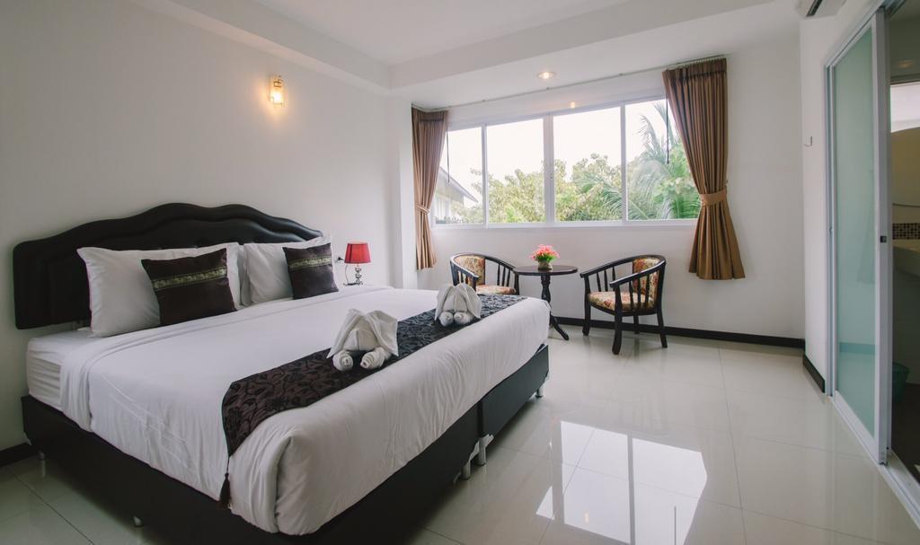 Th Beach Hotel Hua Hin Ngoại thất bức ảnh