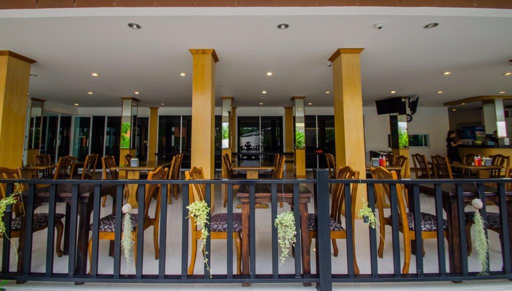 Th Beach Hotel Hua Hin Ngoại thất bức ảnh