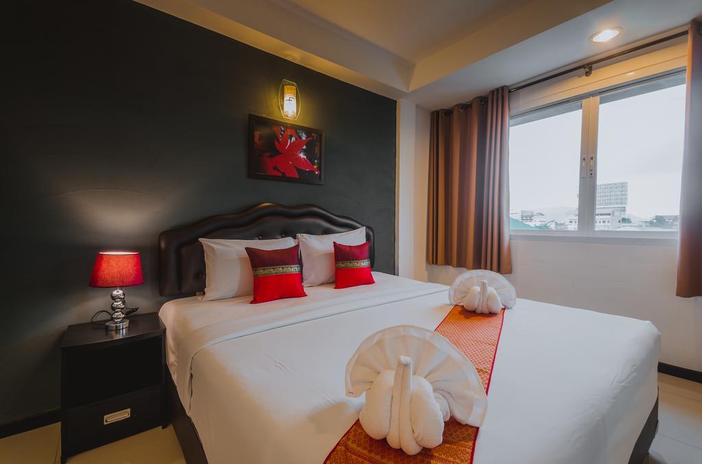 Th Beach Hotel Hua Hin Ngoại thất bức ảnh