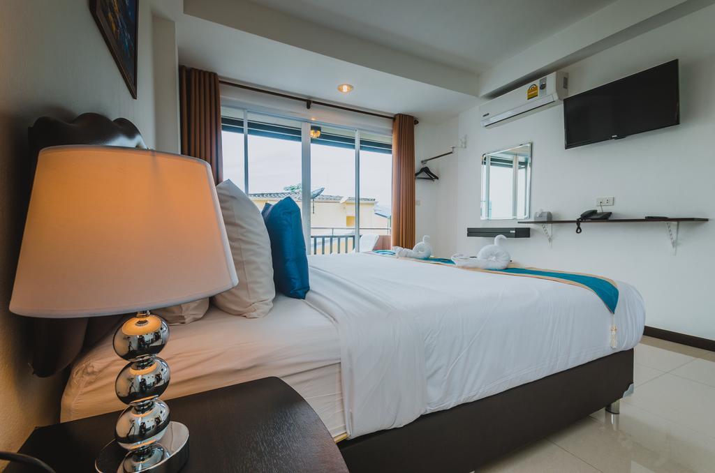 Th Beach Hotel Hua Hin Ngoại thất bức ảnh