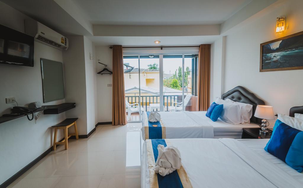 Th Beach Hotel Hua Hin Ngoại thất bức ảnh